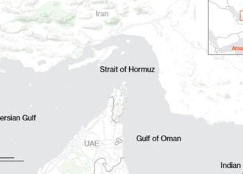 ترەمپ پەیامی ئاشتی دەنێرێت و لە ژێرەوە ئامادەکاری بۆ هێرشی زەمینی دەکات