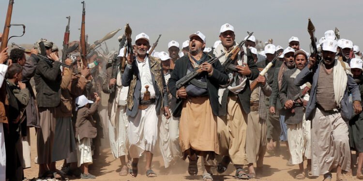 حوسییەکانی یەمەن ئامادەیی خۆیان بۆ چوونە ناو جەنگی ئێران راگەیاند