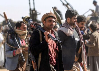 ئێران حوسییەکان بەکاردەهێنێت بۆ پەکخستنی جووڵەی کەشتیوانی لە دەریای سوور