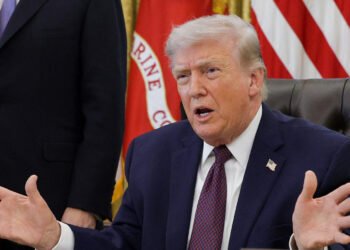 ترەمپ: بەمزووانە ئێران جێدەهێڵین