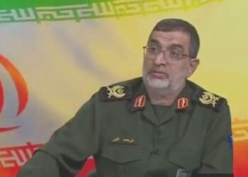 سوپای پاسداران: 700 مووشەک و 3600 درۆنمان دژی…