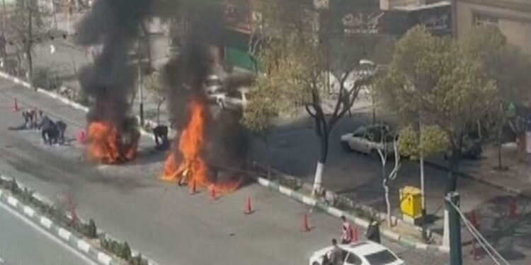 ئیسرائیل خاڵێکی پشکنین لەنێو تاران بۆردوومان دەکات