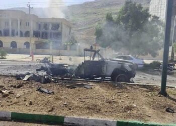 لە هێرشەکەی سەر دادگای لارسـتان 14 کەس کوژران و…