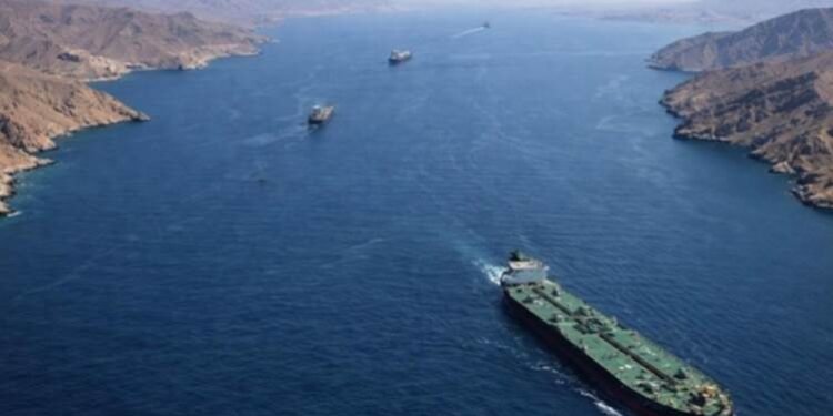 وەزارەتی بەرگریی ئێران: تەنیا هێزە چەکدارەکانی…