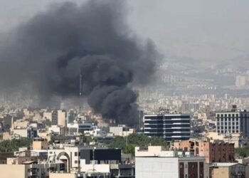 دەنگی چەند تەقینەوەیەک لە تاران بیستران