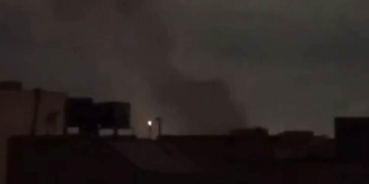 لە نێوەراست و باکووری ئێران دەنگی فڕۆکە و…