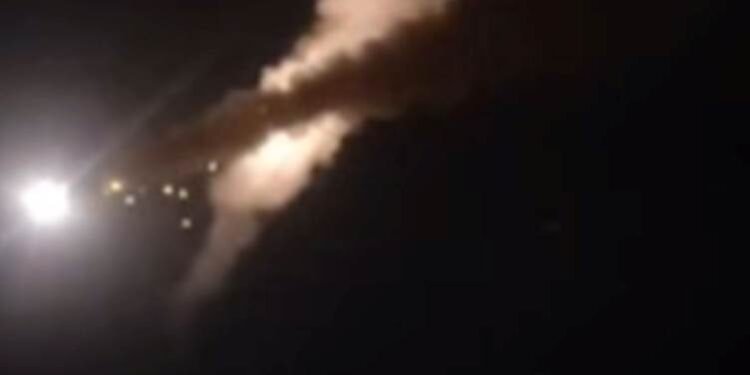 ئەرتەشی ئێران: بە مووشەکی زەوی بە زەوی هێرشمان…