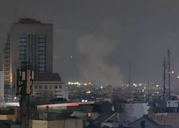 چەند ناوچەیەکی تاران بە چڕی بۆردوومان کران