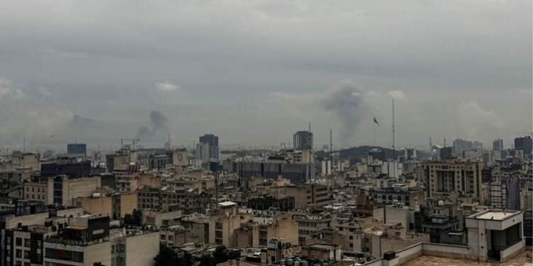 سوپای ئیسرائیل: دوو بنکەی مووشەکیمان لە تاران…