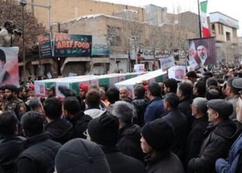 لە زنجانی ئێران 59 کەس بە بۆردوومان گیانیان…