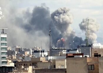 بەهۆی بۆردوومانەکانەوە 12 نەخۆشخانەی ئێران…