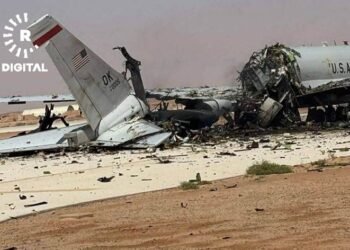 سوپای پاسداران: فڕۆکەیەکی ‘ئەواکس’ی ئەمریکیمان لە…