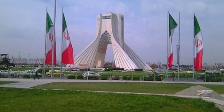 تاران هۆشداریی توند بە ئیسرائیل دەدات