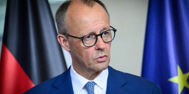 ئێران سووکایەتی بە ئەمریکا دەکات