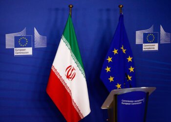 یەکێتیی ئەوروپا داوای یەکلاکردنەوەی پرسی گرووپە چەکدارەکان لە ئێران دەکات