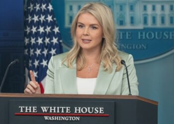 تەنیا ترەمپ دەزانێت بەرامبەر ئێران چی دەکات