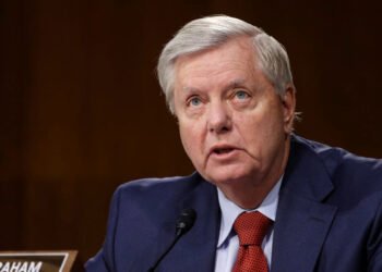 ترەمپ لە هەڕەشەی وێرانکردنی ژێرخانی ئێران زۆر جددییە