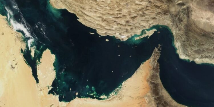 ئێران پێگەی خۆی لە گەرووی هورمز بەهێز دەکات