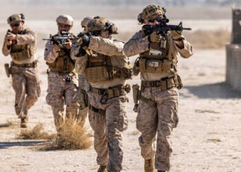 مارێنز ئامادەیە بۆ جەنگی ئێران