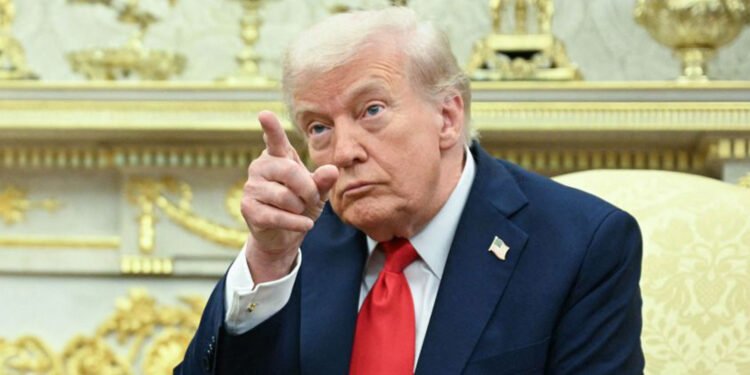 بەشداری لە کردنەوەی گەرووی هورمز نەکەن چەک نادەین بە ئۆکرانیا