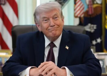 لەگەڵ بەرپرسە “عەقڵانییەکانی” ئێران لە گفتوگۆداین