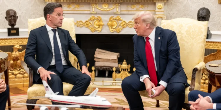 سکرتێری گشتیی ناتۆ بۆ هێورکردنەوەی ترەمپ دەچێتە کۆشکی سپی