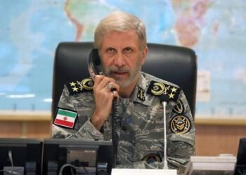 ئەگەر هێرشی زەمینی بکرێت، نابێت یەک سەربازی دوژمن بە زیندوویی رزگاری بێت