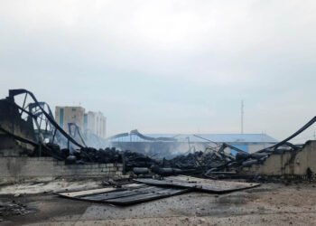 بە چوار درۆن هێرشکرایە سەر کۆگایەکی هەولێر و زیانەکانی بە پێنج ملیۆن دۆلار دەخەمڵێنرێت