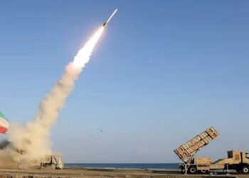 ئێران خاوەنی هەزاران درۆن و مووشەکە