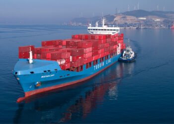 دووەم کەشتیی تورکیا بە گەرووی هورمزدا تێپەڕی