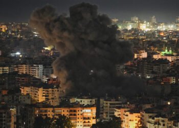 ئیسرائیل زیاتر لە 200 ئامانجی لە ئێران و لوبنان بۆردومان کرد