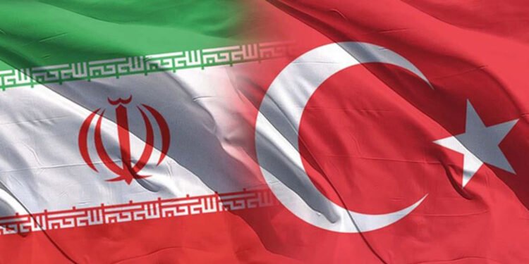 تورکیا دەنگۆی ناردنی مووشەک و درۆن بۆ ئێران رەت دەکاتەوە