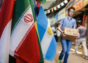 ئەرجەنتین گەورە دیپلۆماتکارێکی ئێرانی لە وڵاتەکەی دەرکرد