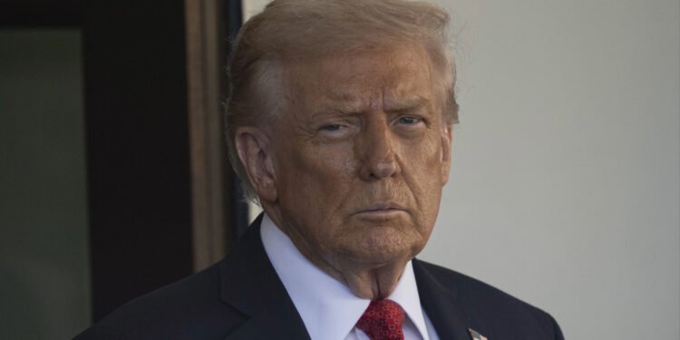 سێشەممە دەبێتە رۆژی پرد و وێستگەکانی کارەبای ئێران