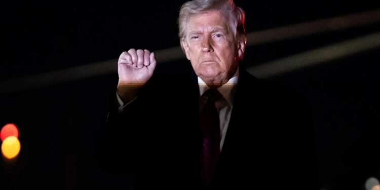 لە ناوەڕاستی رێگا جەنگەکە بەجێناهێڵین