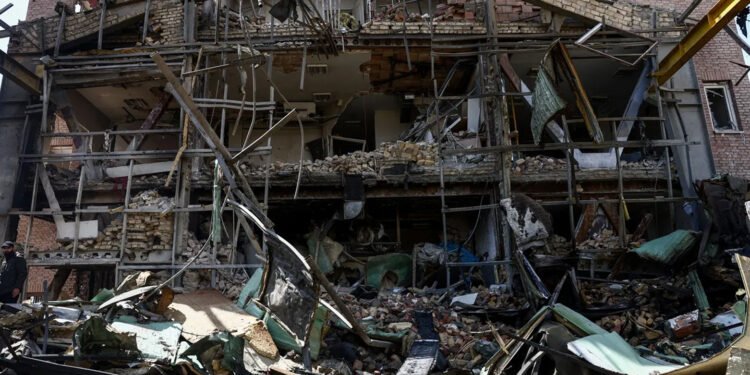 چەند شارێکی ئێران بۆردومان کران