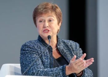 جەنگی ئێران گەشەی ئابووری جیهانی سست کردووە