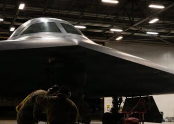 ئەمریکا بۆ ئۆپەراسیۆنی “داستانی تووڕەیی” دژی ئێران دەکەوێتە حاڵەتی ئامادەباشییەوە