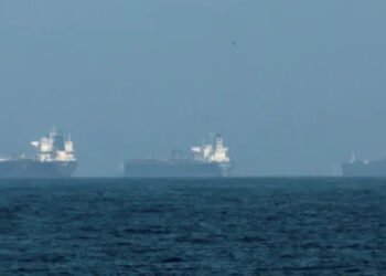 ترەمپ ئامادە نییە بۆ کردنەوەی گەرووی هورمز سازش بۆ ئێران بکات