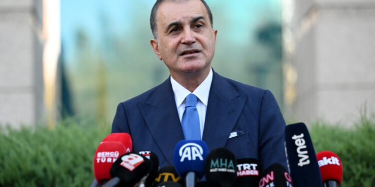 جیهان داوای ئاشتی دەکات و ئیسرائیل هێرش دەکات