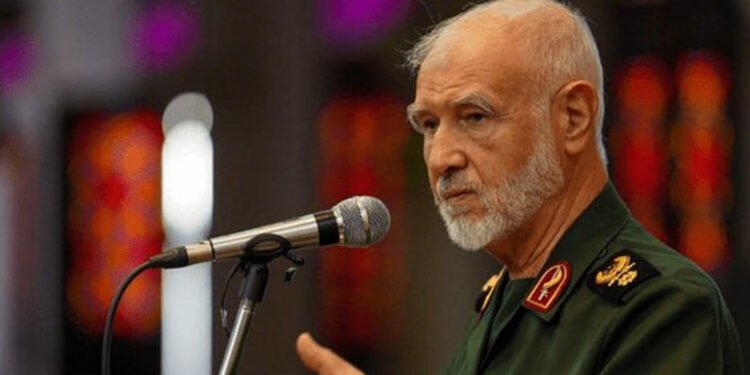 هێزی گەلی ئێران بوو ئەمریکای ناچار کرد بێتە سەر مێزی دانوستان