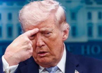 هەوڵی دوور خستنەوەی تره‌مپ دەدرێت