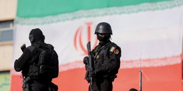 پۆلیسی ئێران دەستگیرکردنی 50 “سیخوڕ”ـی راگەیاند