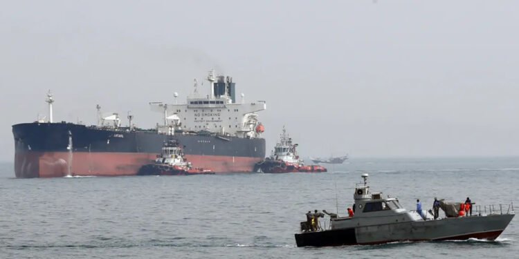 گەمارۆدانی دەریایی ئێران جیهان بەرەو شەڕێکی فراوانتر دەبات