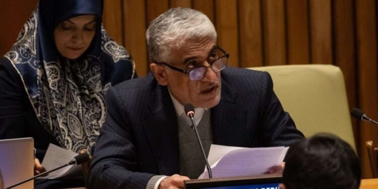 ئێران گەمارۆی دەریایی ئەمریکا بە پێشێلکردنی سەروەرییەکەی دەزانێت