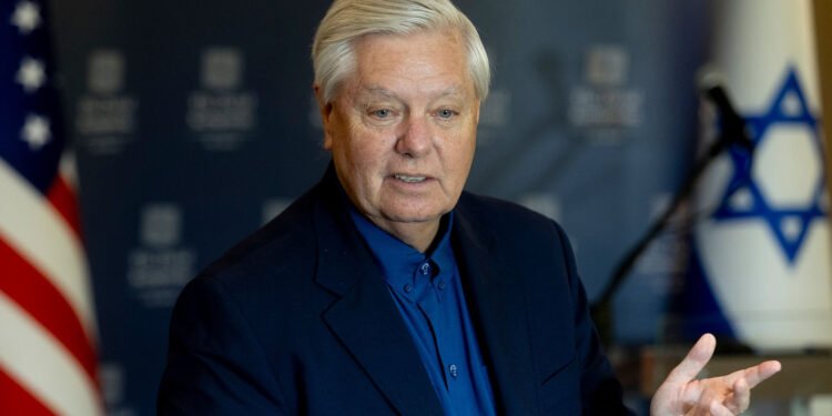 لیندزی گراهام پێنج مەرجی وەک هێڵی سووری ترەمپ بۆ رێککەوتن لەگەڵ تاران دیاری کرد