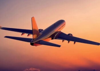 ئەوروپا تەنها بۆ 6 هەفتە سووتەمەنی فڕۆکەی ماوە