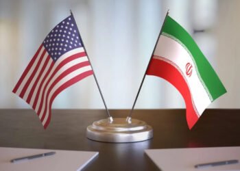 ئێران هەڕەشەی وەڵامێکی توند دەکات و ئەمریکاش هۆشداریی لەناوبردنی تەواوەتی دەدات