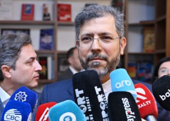 هیچ یۆرانیۆمێکی پیتێنراو نانێرینە ئەمریکا