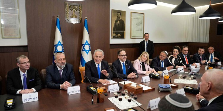 ئیسرائیل بۆ تاوتوێکردنی دۆخی گەرووی هورمز و لوبنان کۆدەبێتەوە